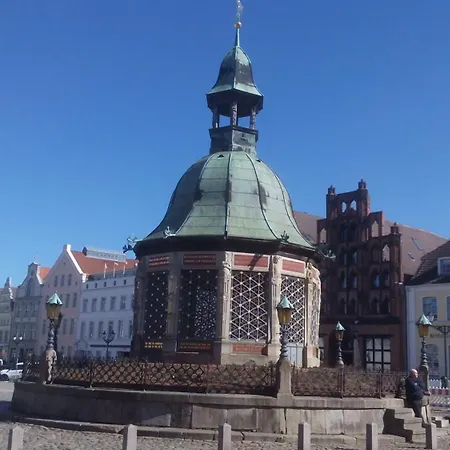 M9 Mit Balkon Am Waldrand Im Ostseeland 홈스테이 Neubukow