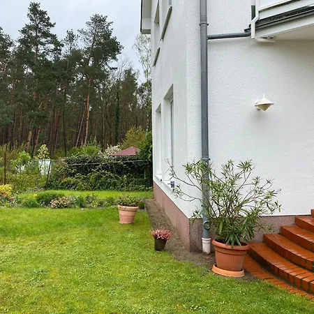 M9 Mit Balkon Am Waldrand Im Ostseeland Privatunterkunft