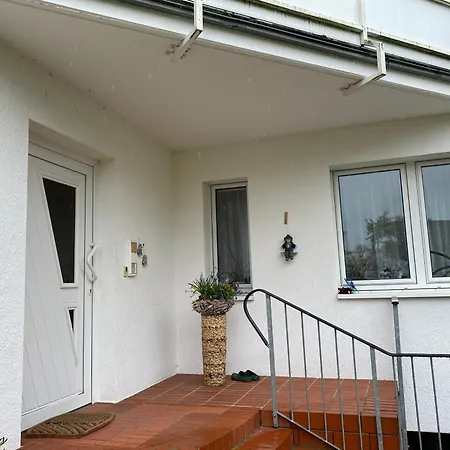 M9 Mit Balkon Am Waldrand Im Ostseeland