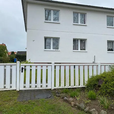 M9 Mit Balkon Am Waldrand Im Ostseeland * Neubukow