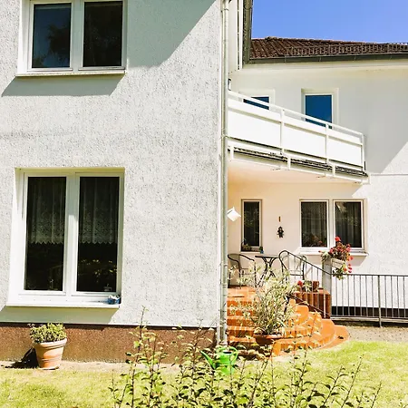 Pansiyon M9 Mit Balkon Am Waldrand Im Ostseeland Neubukow