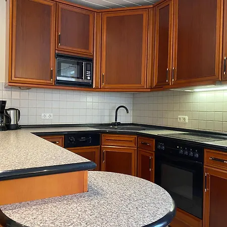 M9 Mit Balkon Am Waldrand Im Ostseeland