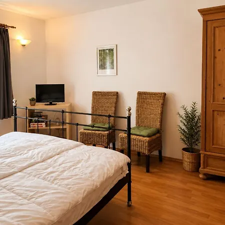 M9 Mit Balkon Am Waldrand Im Ostseeland 홈스테이 Neubukow