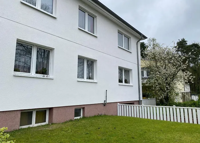M9 Mit Balkon Am Waldrand Im Ostseeland *
