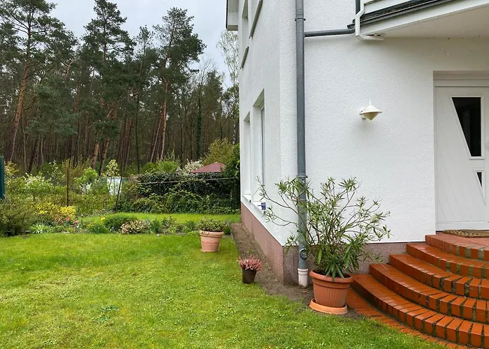 M9 Mit Balkon Am Waldrand Im Ostseeland Δωμάτια σε οικογενειακή κατοικία