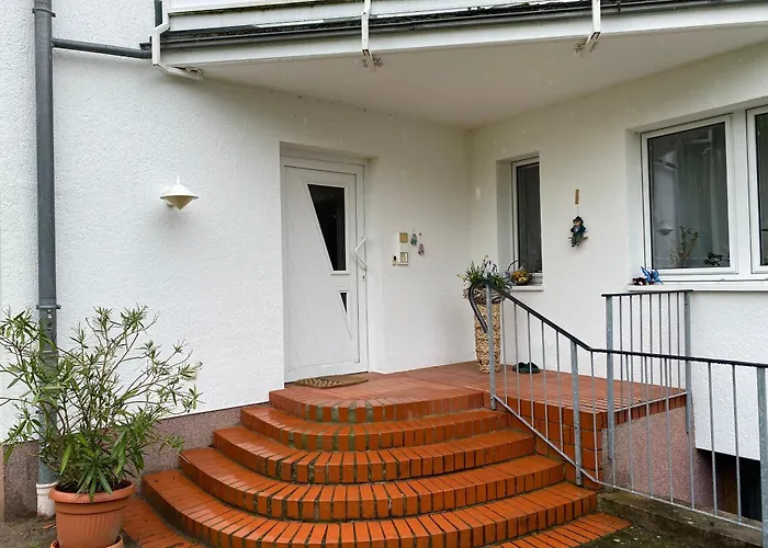 M9 Mit Balkon Am Waldrand Im Ostseeland Δωμάτια σε οικογενειακή κατοικία