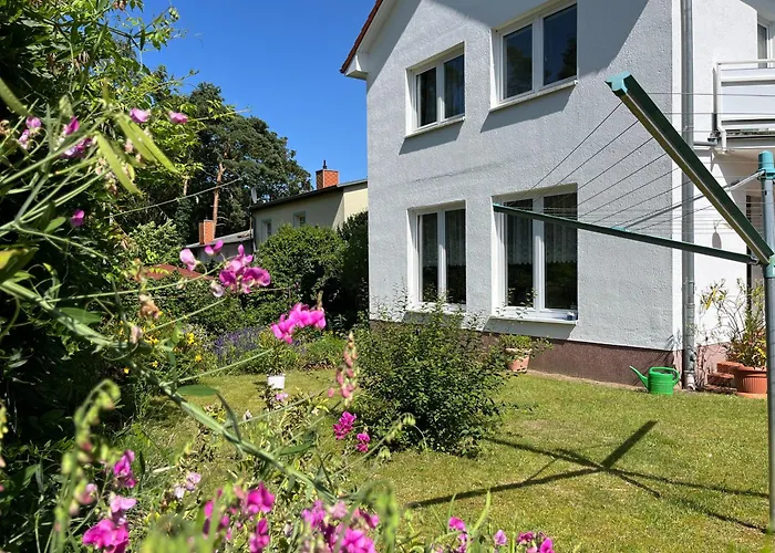 M9 Mit Balkon Am Waldrand Im Ostseeland *