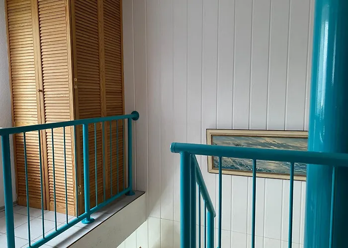 M9 Mit Balkon Am Waldrand Im Ostseeland *